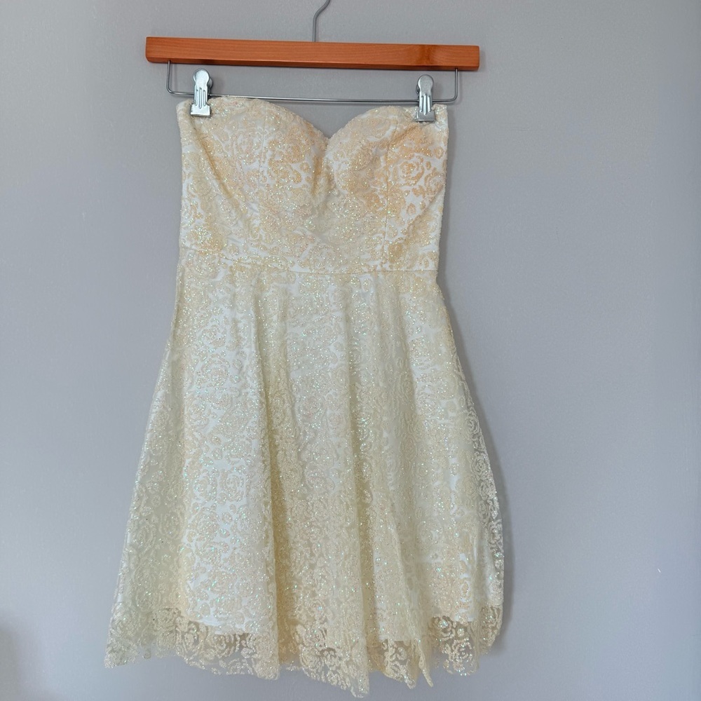 Shimmering Cream Sequin strapless Dress size S